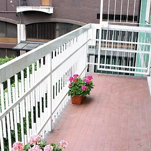https://villa-melchiorre.it-lombardy.com