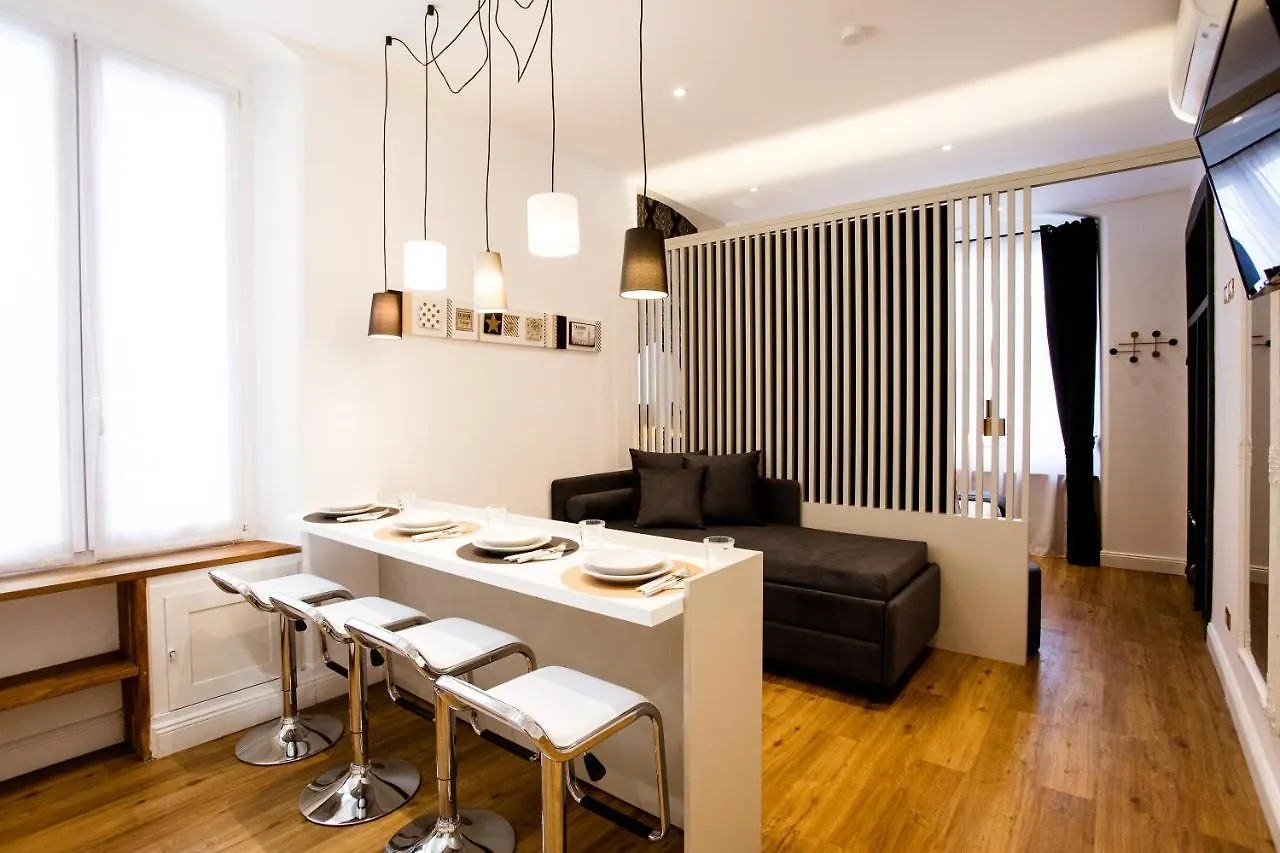 Atmosfere Guest House - Cinque Terre E La Spezia 2*,  Italy