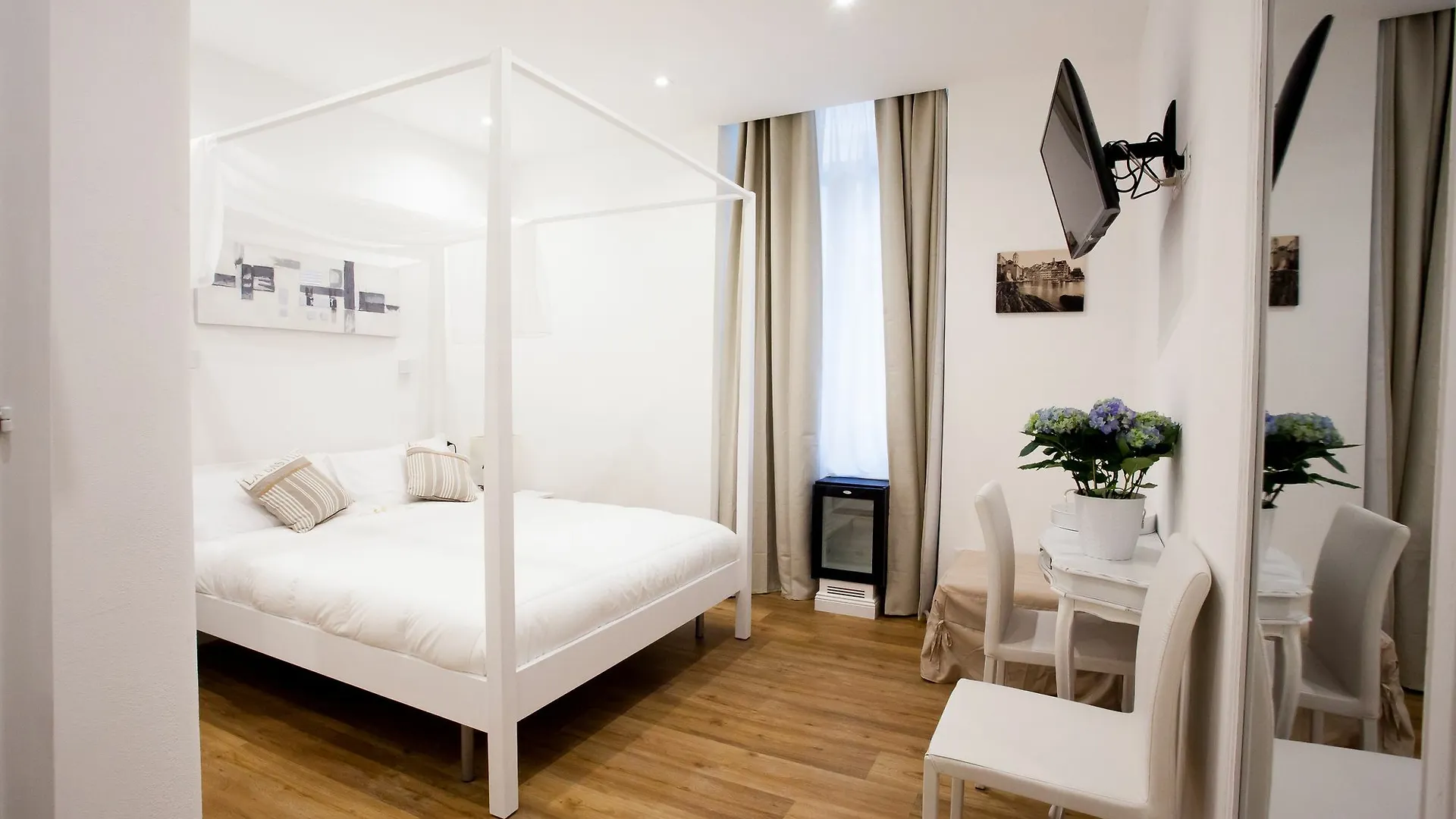 **  Atmosfere Guest House - Cinque Terre E La Spezia Italy